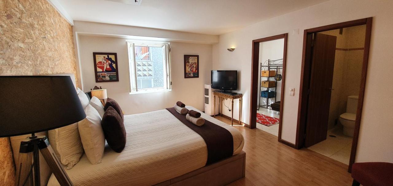 Casa Do Criativo Bed&Breakfast Алмада Екстериор снимка